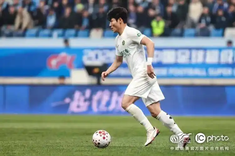 中超联赛：武汉三镇 VS 上海海港